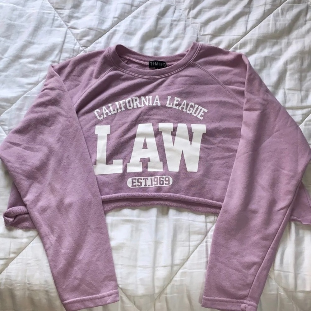 cropped sweatshirt